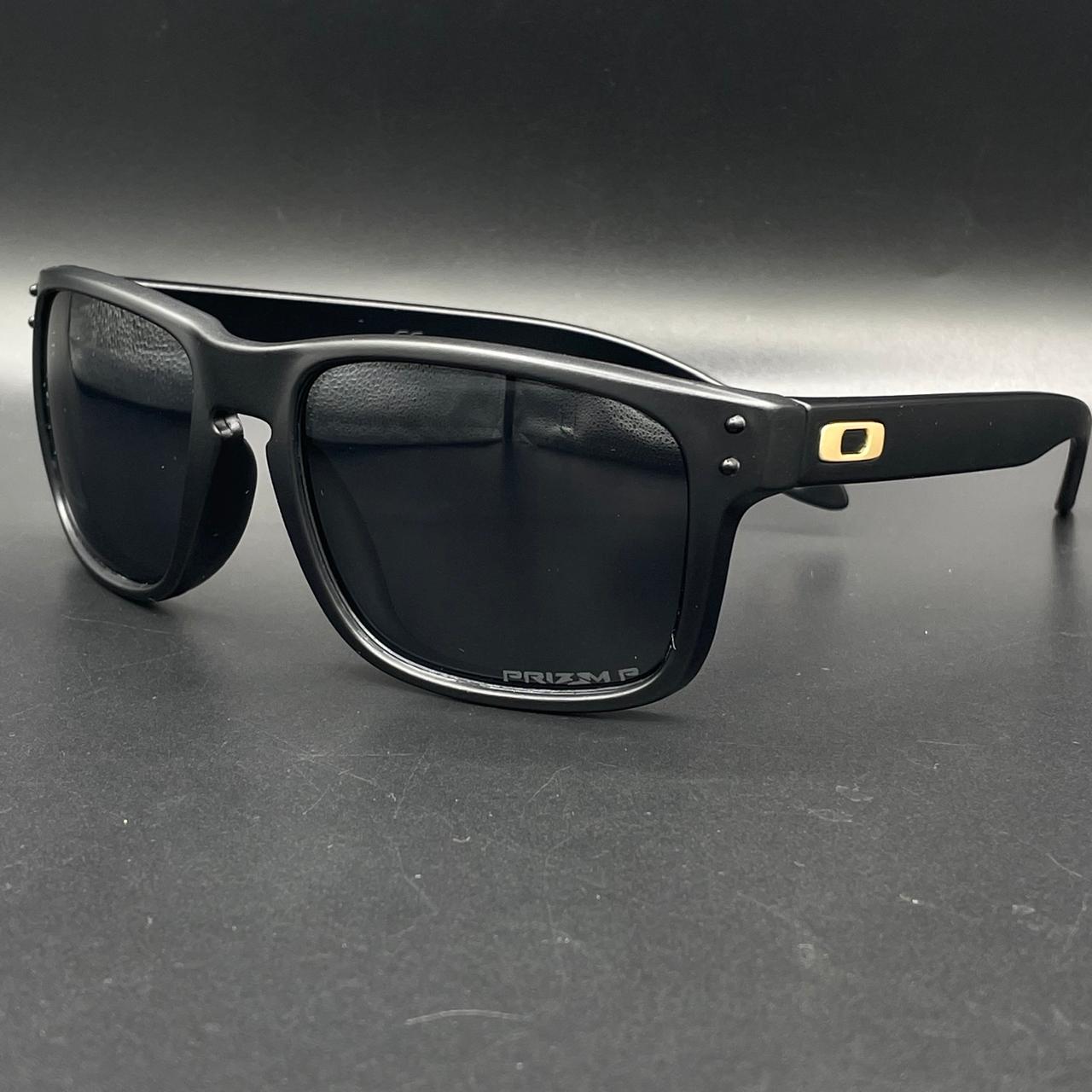 OAKLEY HOLBROOK AAA