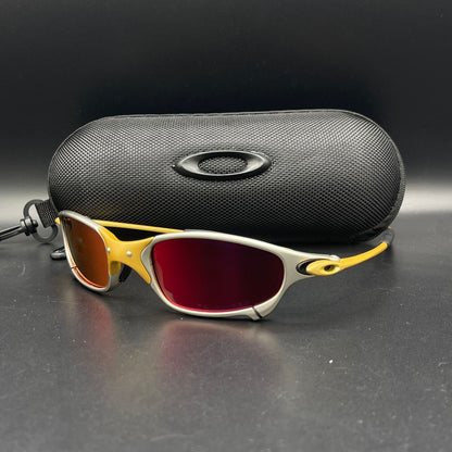 OAKLEY JULIETH