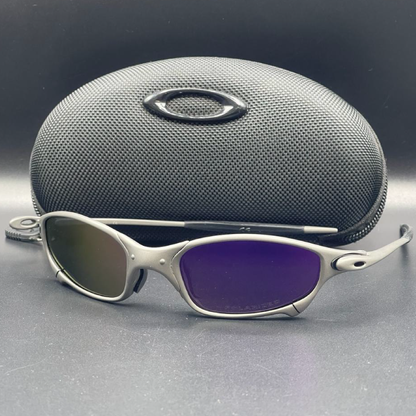 OAKLEY JULIETH