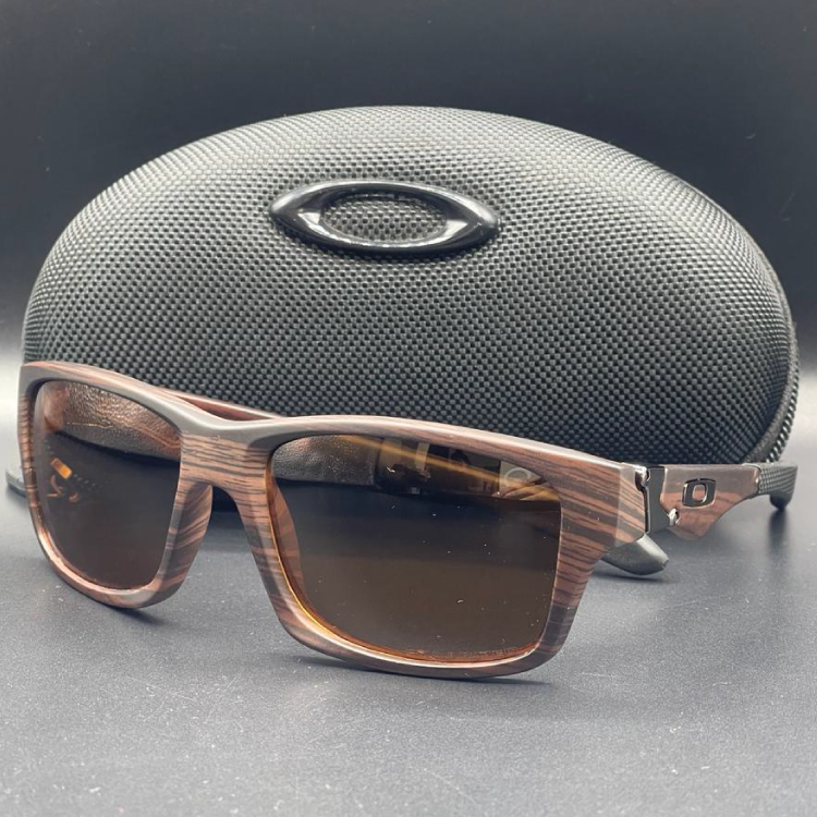 OAKLEY JUPITER SQUARED