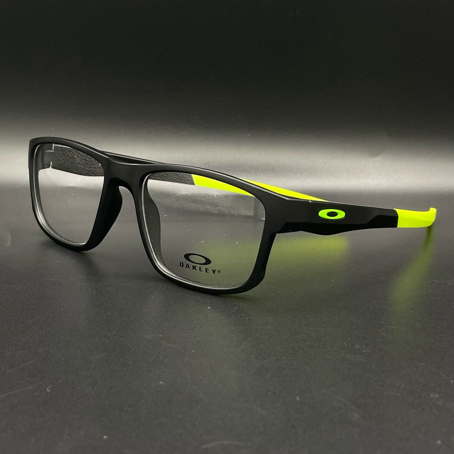 OAKLEY HYPERLINK