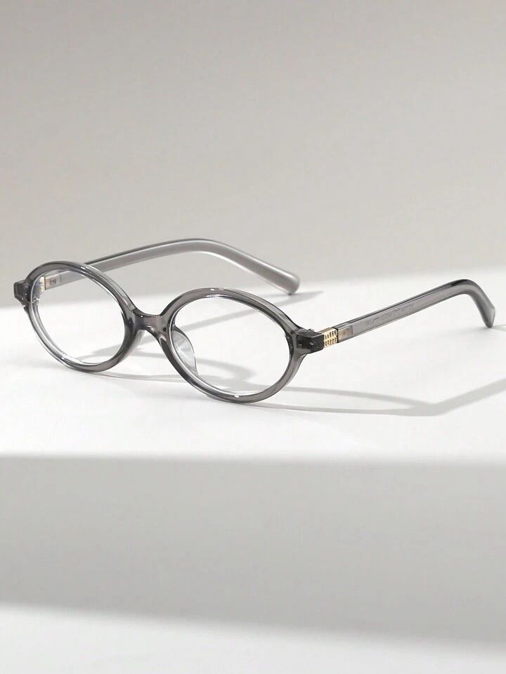 Gafa ovalada de moda